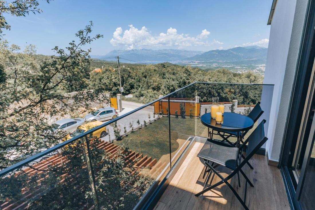 Villa Principium With Infinity Edge Pool&Hot Tub Kotor Extérieur photo